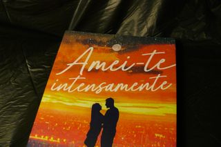 Amei-te Intensamente de Carolina Gomes