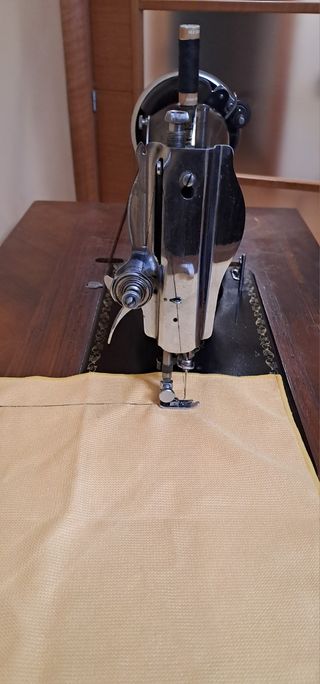 Maquina de Coser ALFA