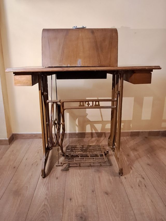 Maquina de Coser ALFA