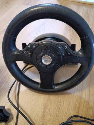 Volante y pedales Play Station/pS2/ps one