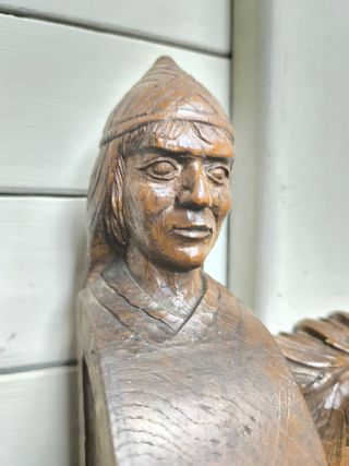 Banco madera. Antiguo