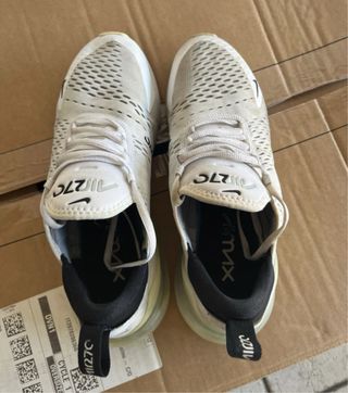 Nike Air Max 270 - Bianche/Nere - 42