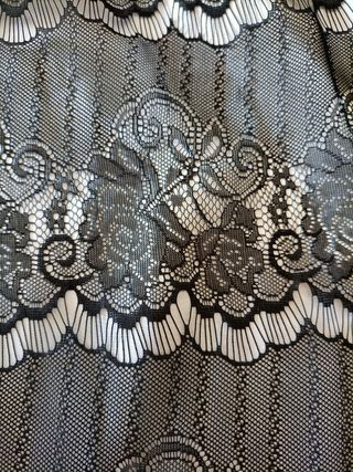 Vestido encaje fiesta blanco-negro