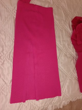 Conjunto top y falda rosa