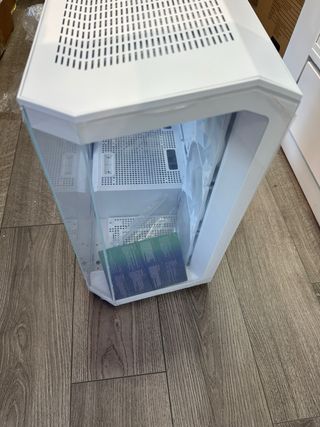 Torre PC MSI MAG PANO M100R PZ Cristal #000849