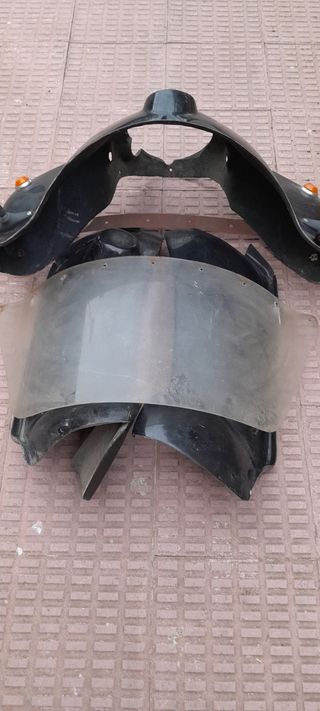 Carenado completo Sanglas 400. Pantalla y perneras