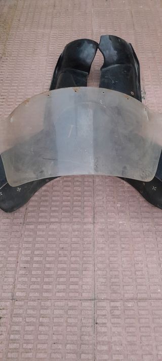 Carenado completo Sanglas 400. Pantalla y perneras