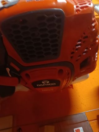 Desbrozadora Daewoo 52cc - potente