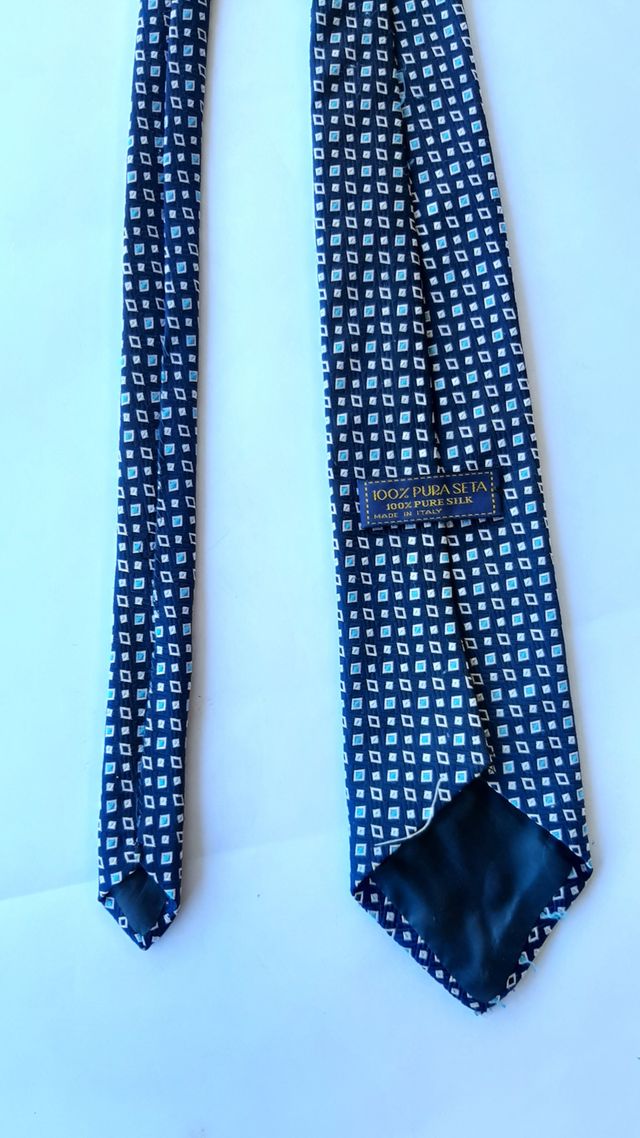 Cravatta sartoriale in pura seta