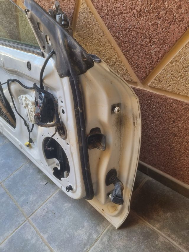 Puerta delantera audi a5 coupe lado conductor
