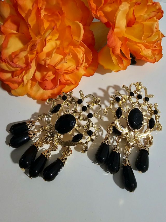 Pendientes flamenca dorados y negros