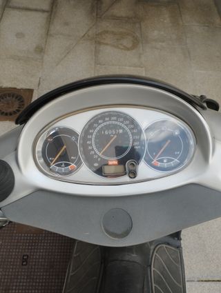 Aprilia Leonardo 150