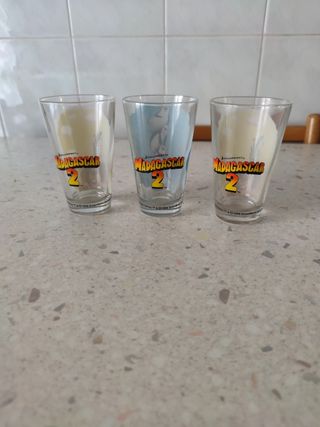 3 Bicchieri Madagascar 2