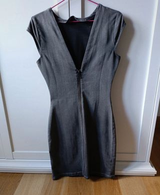 Precioso vestido Calvin Klein- Nuevo