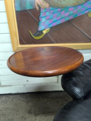 Sillón, stressless ekornes. Mesita. Puff