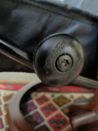 Sillón, stressless ekornes. Mesita. Puff