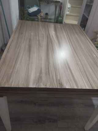 Mesa de salón extensible abierta 2,40