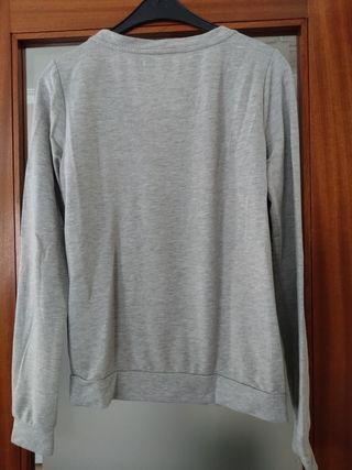 Camisola ONLY Cinza com renda branca