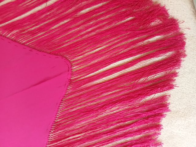 Mantón gitana niña fucsia 70cm