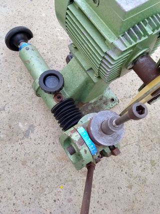 Torno multiuso profesional