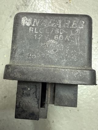 Rele de calectadores de camiones nissan BD30