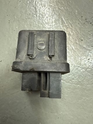 Rele de calectadores de camiones nissan BD30