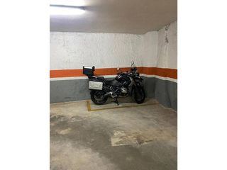 Garaje en venta en Centre en Ripollet