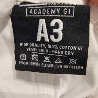 Kimono-Gi Jiu Jitsu talla A3 blanco.