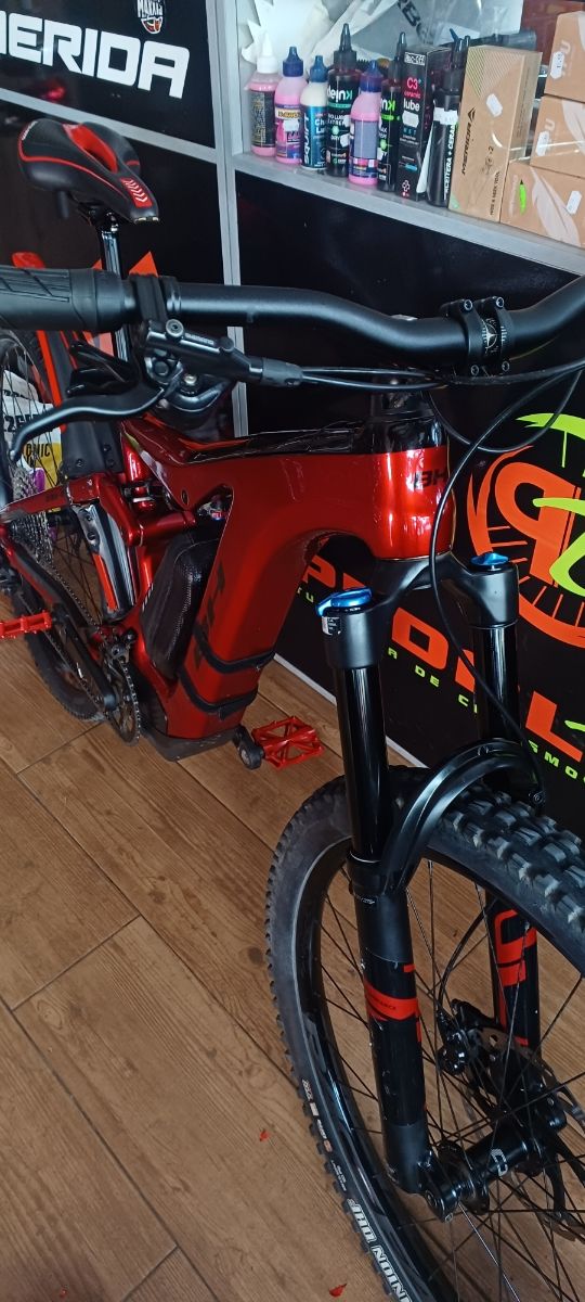 Bicicleta BH Atom Carbono