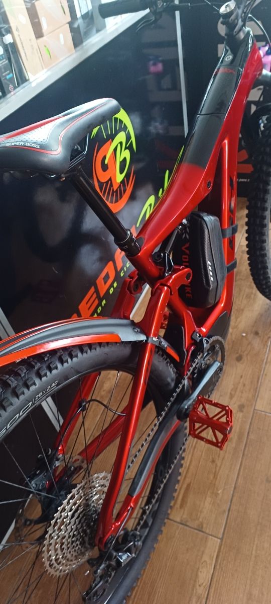 Bicicleta BH Atom Carbono