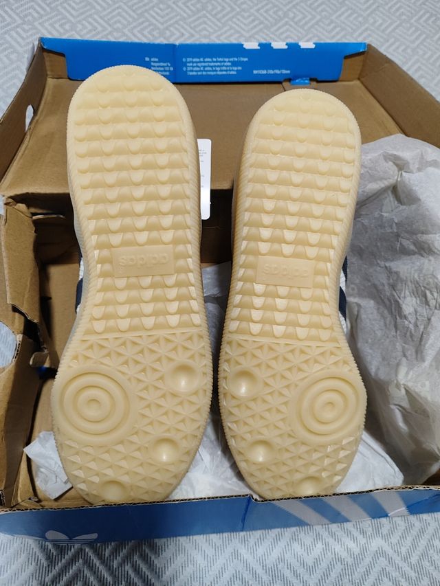 Zapatillas blancas y azules talla 39