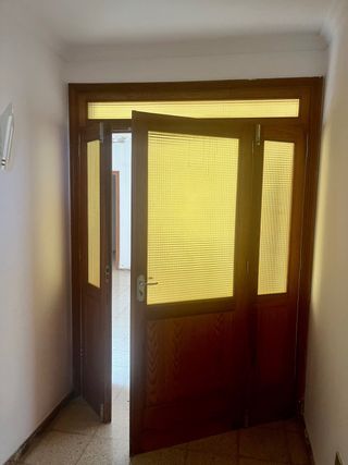 Puerta madera
