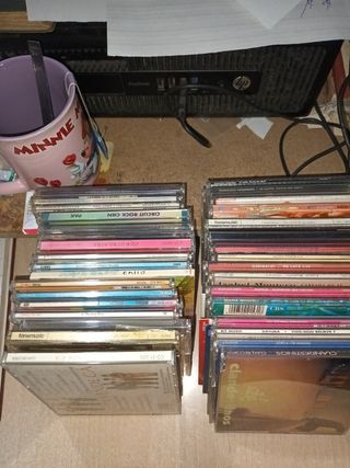 43 CDs Música Variada