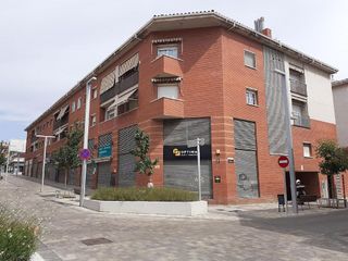 Piso en venta en Centre - Eixample – Can Llobet – Can Serra en Barbera del Vallès