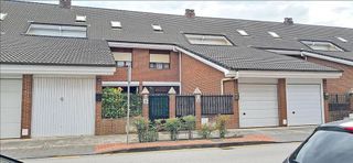 Casa adosada en venta en Astillero (El)