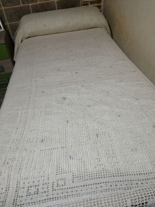 Colcha ganchillo algodón beig, hecha a mano