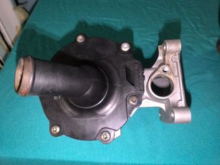 Bomba agua Ford Mondeo mk3 2.0 TDDi