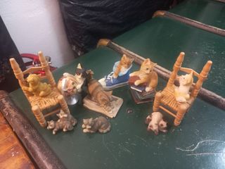 Gatti resina: 8 statuette