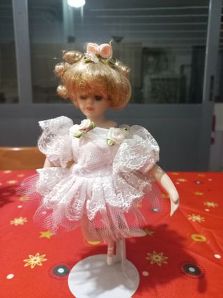 Statuina ballerina porcellana