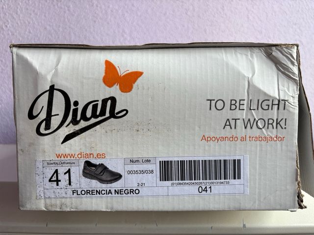 Zapatillas Dian UNISEX negras NUEVAS A ESTRENAR