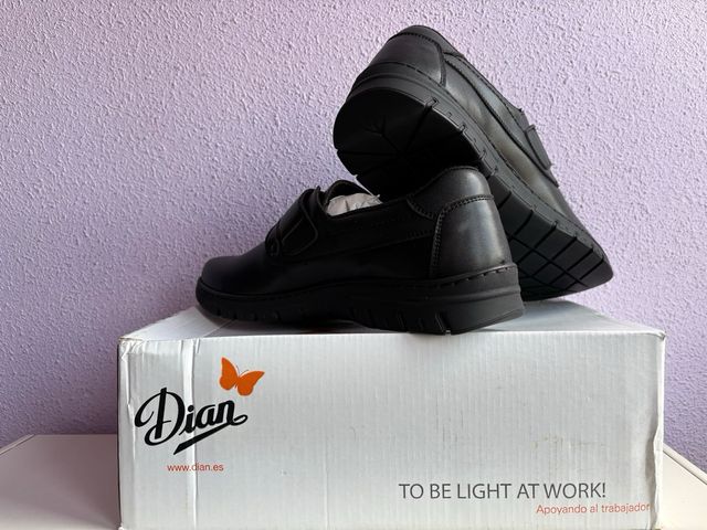 Zapatillas Dian UNISEX negras NUEVAS A ESTRENAR