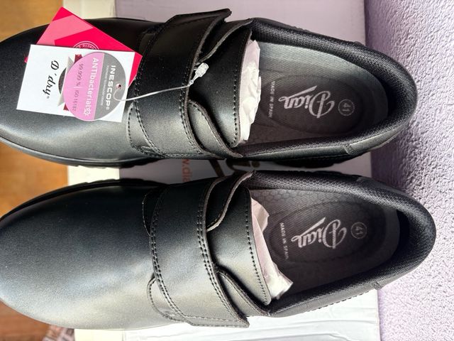 Zapatillas Dian UNISEX negras NUEVAS A ESTRENAR