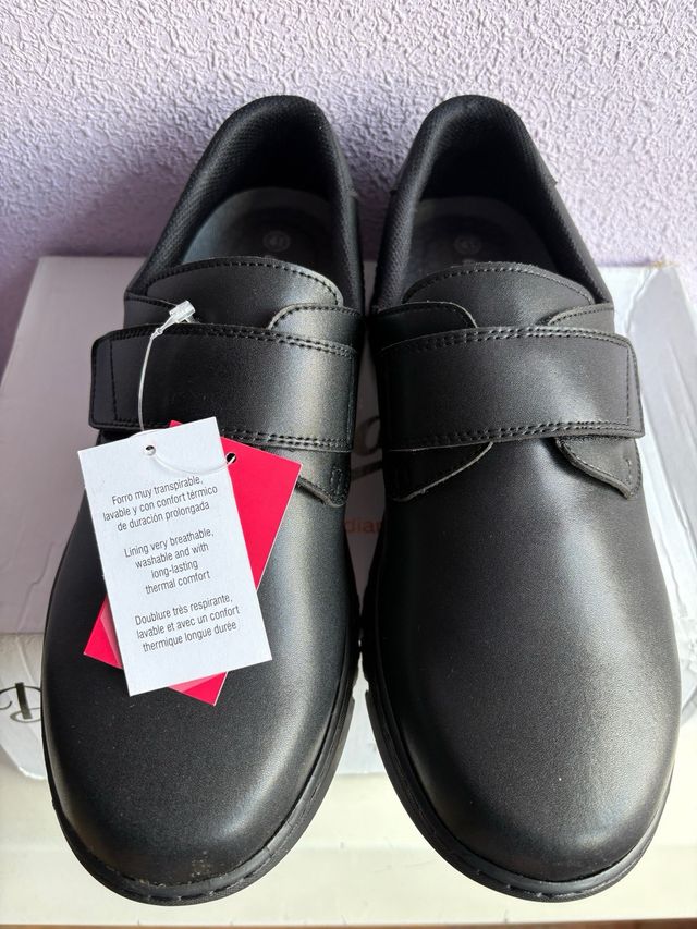 Zapatillas Dian UNISEX negras NUEVAS A ESTRENAR