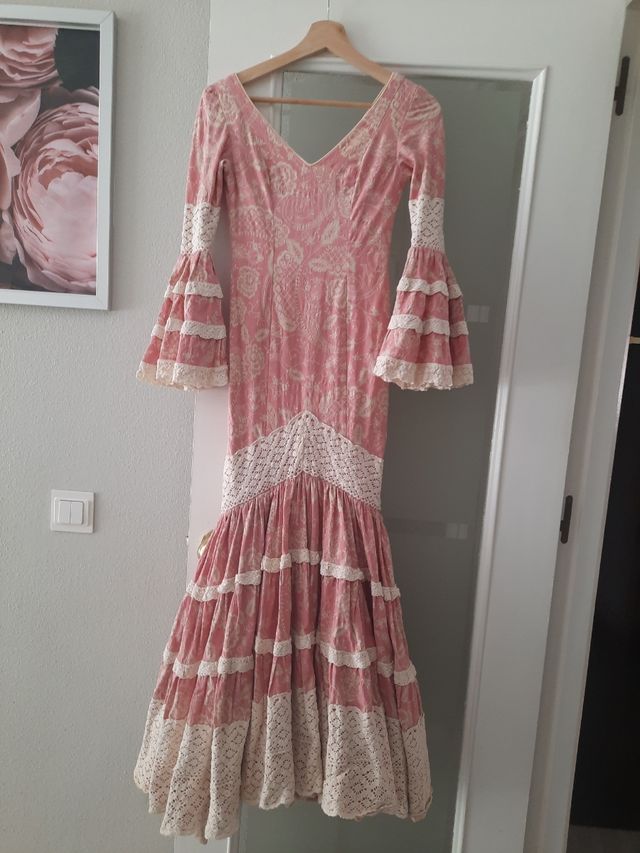 Traje de flamenca jóven. Con bolsillo interior.
