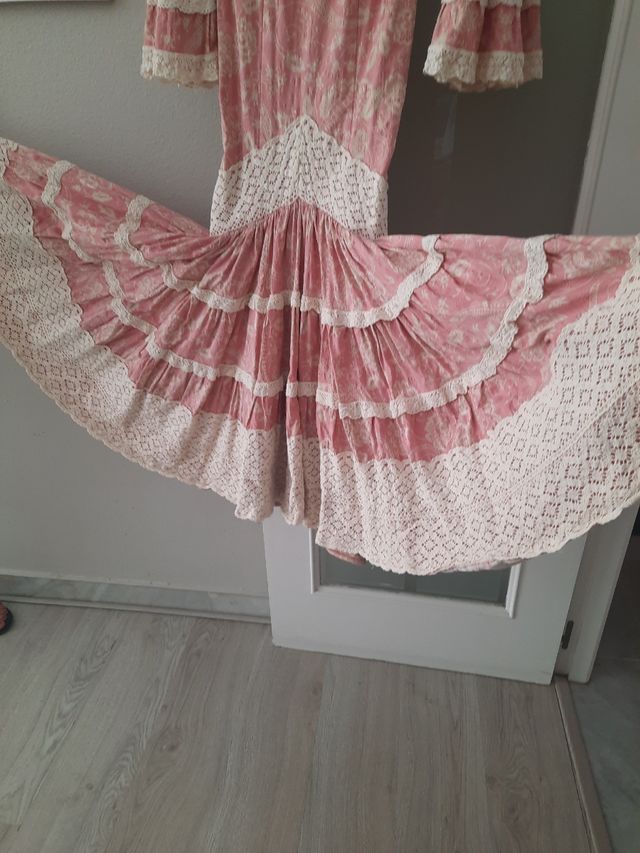 Traje de flamenca jóven. Con bolsillo interior.