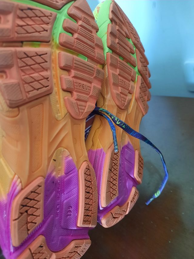 Asics Noosa Tri 9 Multicolor