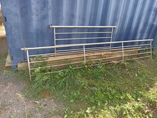 Barandilla acero inoxidable 180cms y 330cms aprox 