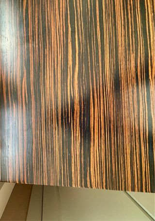 Comoda diseño en madera con 4 cajones push