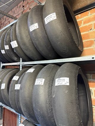 Neumáticos Bridgestone Racing Battlax V02