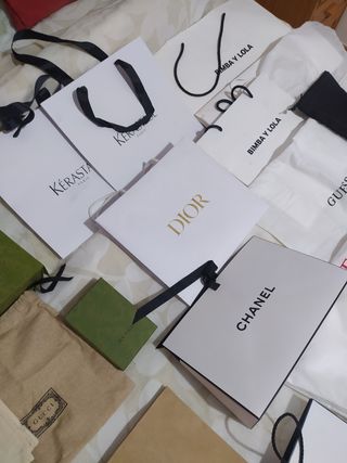 Caja y bolsas Gucci Dior Chanel Bimba y 